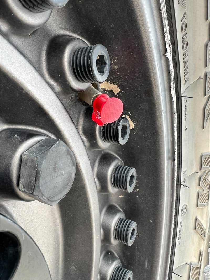 Load image into Gallery viewer, 41.22 Permanent Dust Caps-Color-Red-image_recovery gear australia