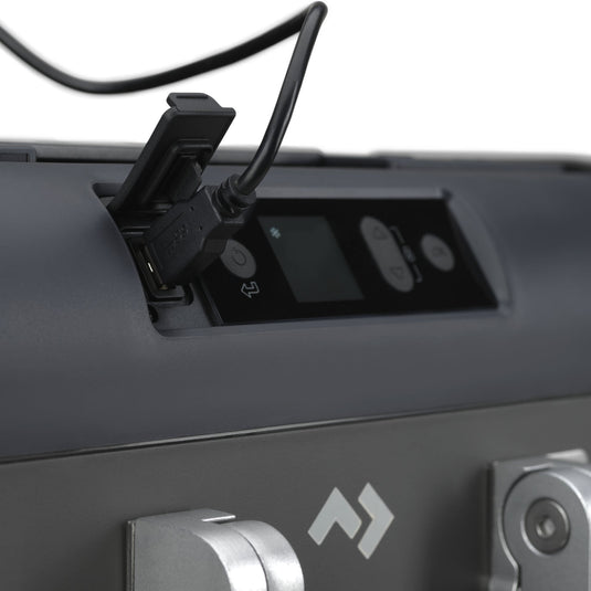 Dometic - CFX5 25L portable fridge or freezer